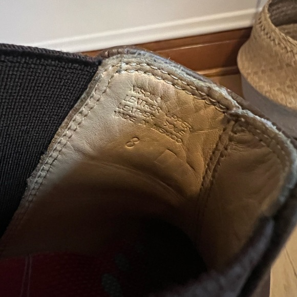 Chocolate Brown Leather Nisolo Chelsea Boot - Picture 3 of 7